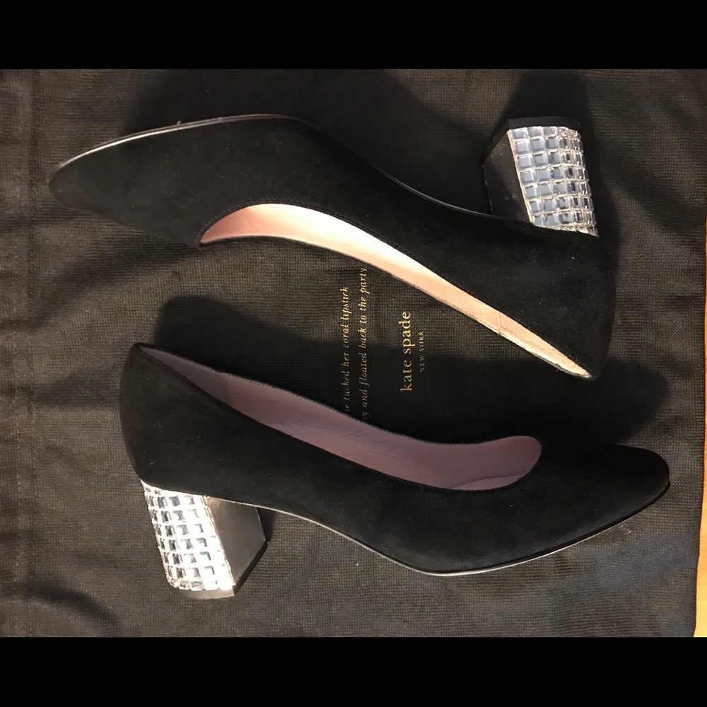 KATE SPADE BLACK SUEDE PUMP 5-1/2”B